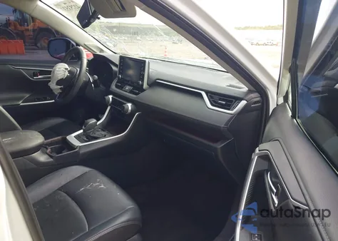 2019 Toyota Rav4 Limited z USA, uszkodzony, nr VIN 2T3N1RFV8KW079541